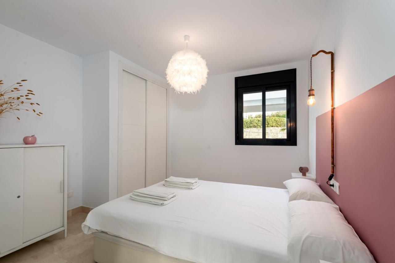 Lotus 2401 - Beautiful Apartment With Pool & Sea View Касарес Экстерьер фото